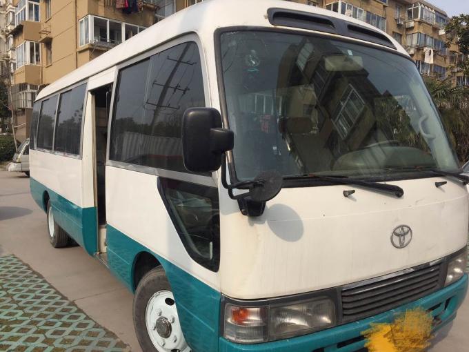 Verkauf von 29 Sitze gebrauchter Toyota Benzin Bus Linkslenker 6 Zylinder TOYOTA Achterbahnbus