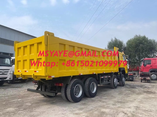 420 PS Gebraucht Sinotruk Dump Truck Rot Farbe Handgetriebe Bauunternehmen